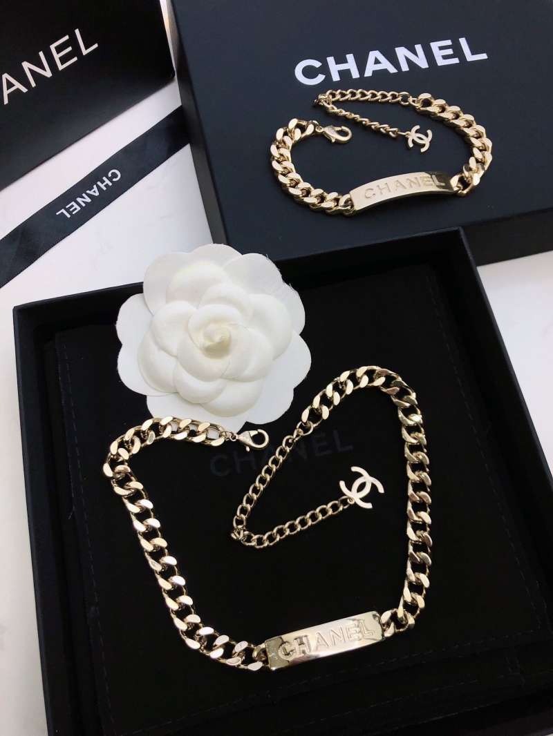 Ch**el necklaces